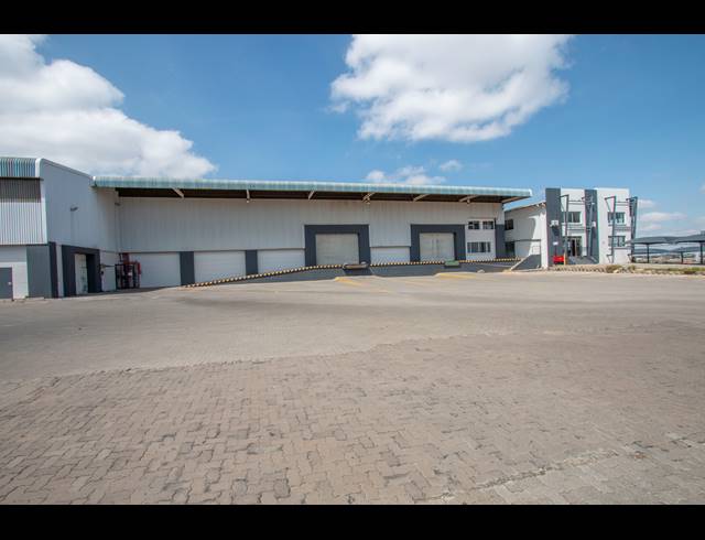5,410M² WAREHOUSE TO LET IN RANDJESPARK